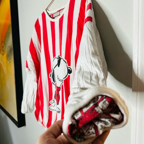 Vintage Red White Striped Double Sided Snoopy Reversible Sweatshirt Size Large - Picture 6 of 11